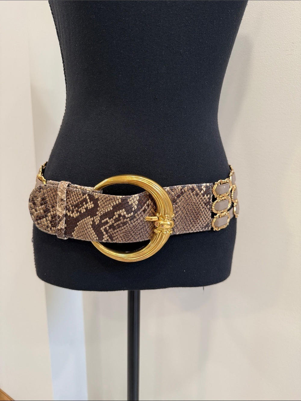Suzi Roher Ibel Italy buckle snakeskin gold tone embellished stretch belt Size M